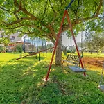 Luxurious In Tatil Evi Galižana